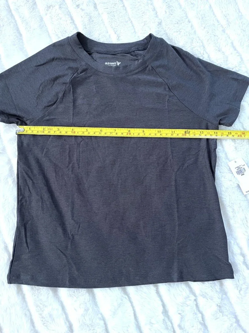 NWT Girls Old Navy CloudMotion Active T-Shirt (Black/Gray) M